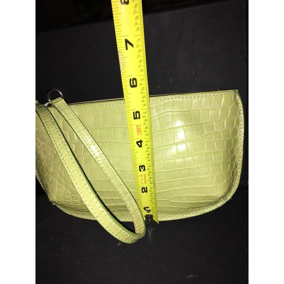 Talbots Green Leather Wristlet Mock Alligator Skin with Wrist Strap - Picture 2 of 5